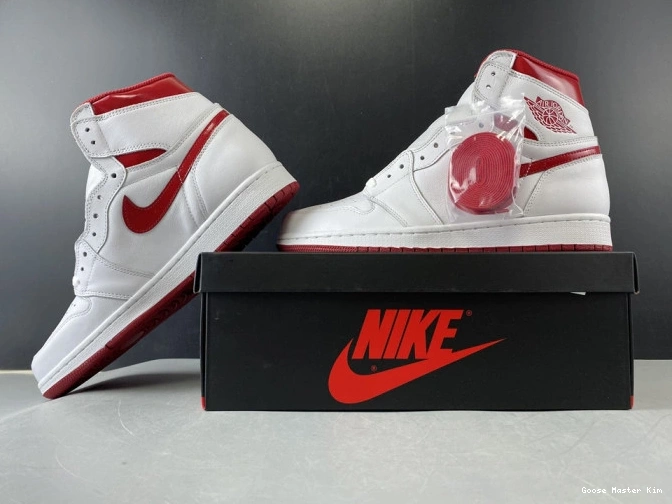 Air Jordan (2017) 555088-103 1 Retro Metallic Red 0820